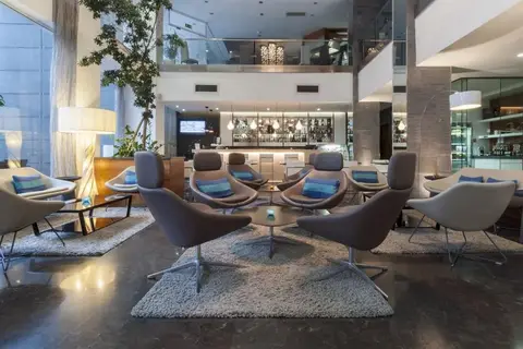 The George Urban Boutique in San Ġiljan — foto 18