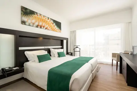 Hotel Jupiter Algarve in Mexilhoeira Grande — foto 11