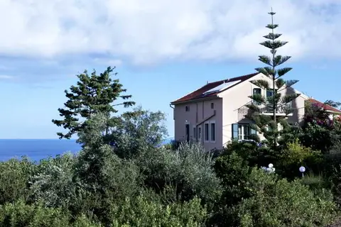 Dafnoudi Hotel & Apartments in Δημοτική Ενότητα Ερίσου — foto 8