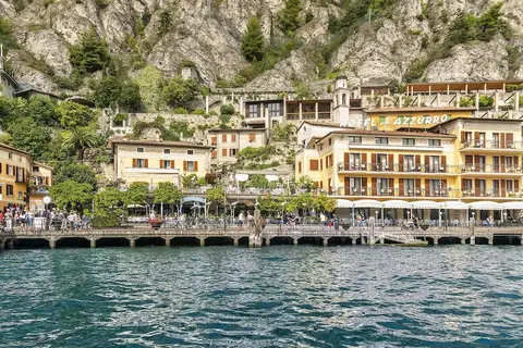 Hotel All'Azzurro in Limone sul Garda — foto 29