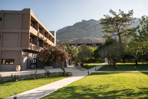Idi Hotel in Zaros — foto 2