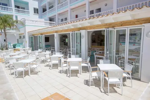 ENDLSS Beach & Discohotel in Cala de Bou, foto 24