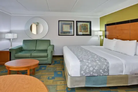 La Quinta Inn & Suites by Wyndham Ft. Lauderdale Airport in Hollywood — foto 14