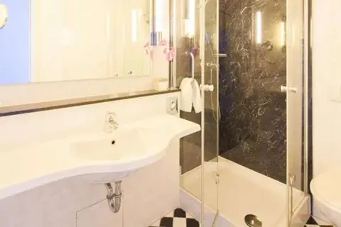 Hotel Brandies in Berlijn — foto 7