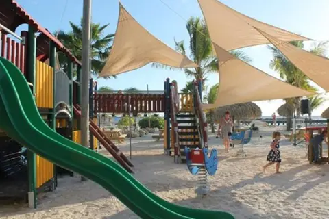 Kontiki Beach Resort in Willemstad, foto 12
