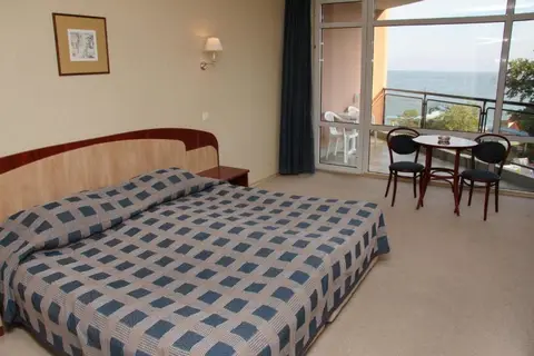 Hotel Lilia in СПА център Ривиера Бийч — foto 25