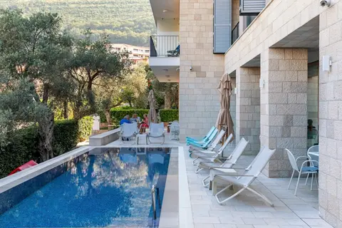 Hotel Eleven in Petrovac na Moru — foto 3