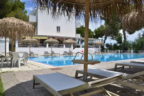 Blue Nest Hotel in Τιγκάκι — foto 9