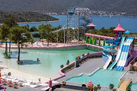 Vogue Hotel Supreme Bodrum in Bodrum — foto 27