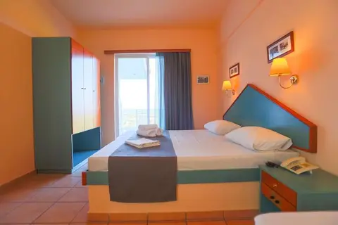 Filoxenia Hotel - Apartments in Θεολόγος — foto 4