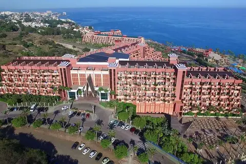 Holiday World Resort in Benalmádena — foto 3