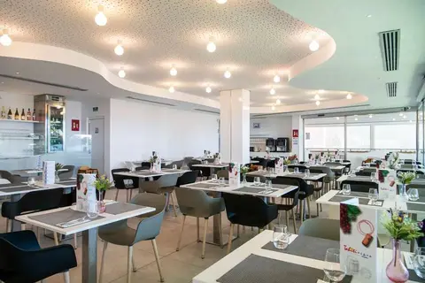 Tahiti Playa Hotel & Suites in Santa Susanna, foto 8
