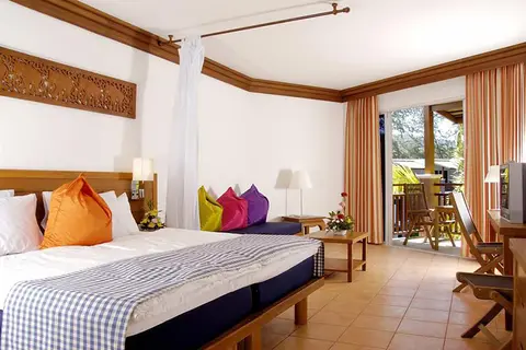 Sunwing Bangtao Beach in ตำบลเชิงทะเล — foto 21