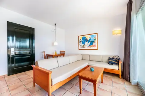 Aparthotel Vibra Blanc Palace in Ciutadella — foto 17
