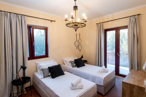 Chateau Eleon foto 14