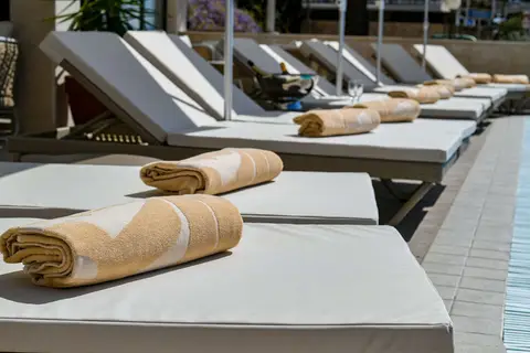 Aparthotel Milenij in Baška Voda — foto 2