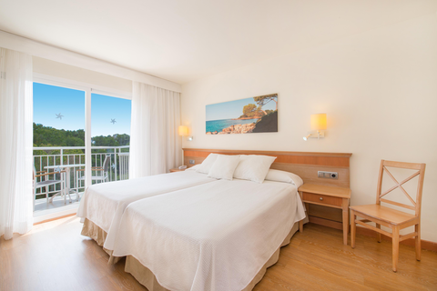 Iberostar Waves Club Cala Barca foto 6