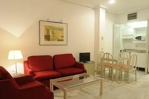 Simón Verde Hotel Apartamentos in Mairena del Aljarafe, foto 11