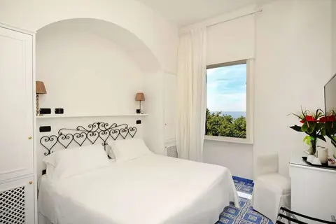Hotel Aurora Amalfi in Amalfi — foto 2