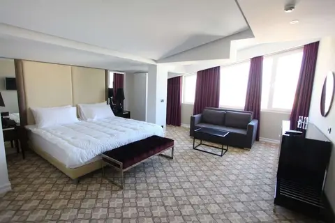Senator Hotel in Tirana, foto 4