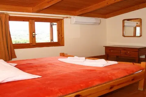 Pythos Studios & Apartments in Σβορωνάτα — foto 3