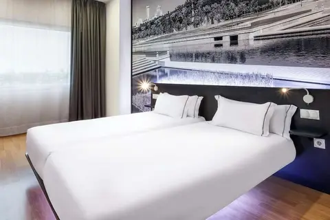 B&B Hotel Madrid Aeropuerto T4 in San Sebastián de los Reyes — foto 12