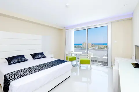 Tasia Maris Beach Hotel & Spa in Ayia Napa — foto 11