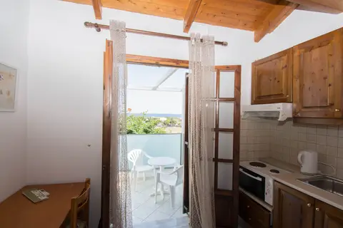 Rena Apartments in Δημοτική Ενότητα Γουβών — foto 3