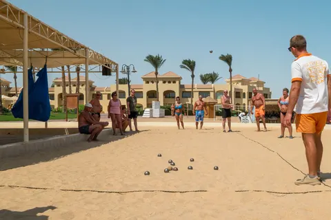 Cleopatra Luxury Resort in Xanadu Club Makadi Bay — foto 24