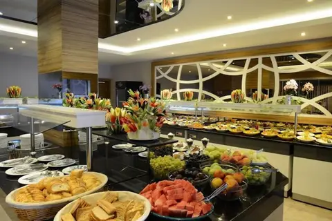Maris Beach Hotel in Marmaris — foto 4