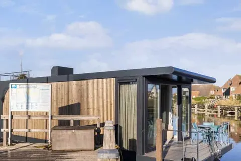 Huren Houseboat Lemmer foto 2