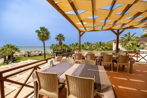Sentinus Beach Hotel in Kusadasi — foto 7