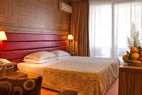 Hotel Palas in Petrovac na Moru — foto 29