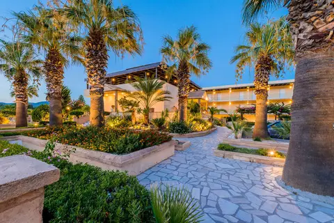 Olive Garden Hotel in Λάρδος — foto 24