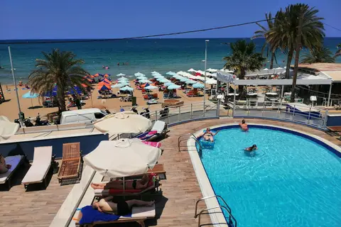 Eleni Beach Hotel in Δημοτική Ενότητα Μαλίων — foto 8