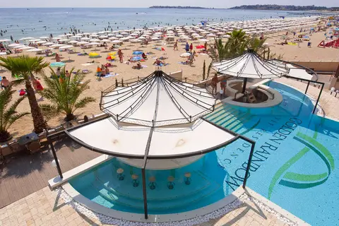 Golden Rainbow VIP Residence in Sunny Beach — foto 11