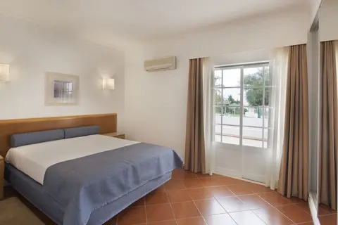 Turim Estrela do Vau Hotel in Mexilhoeira Grande — foto 12