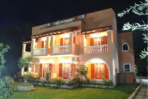Makis Louvlis Apartments & Studios in Δημοτική Ενότητα Μελιτειέων