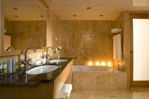 Constantinou Bros Asimina Suites Hotel in Geroskipou — foto 26
