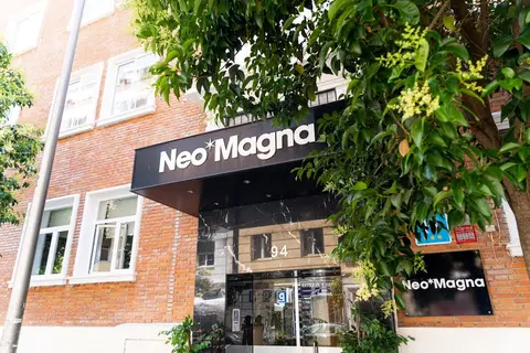 Neo Magna in Madrid