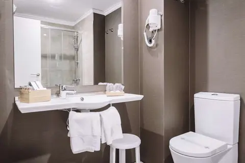 Hotel Abando in Bilbao — foto 28