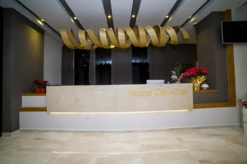 Regina City Hotel in Vlorë — foto 12