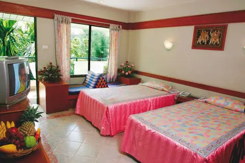 The Viridian Resort in ตำบลป่าตอง — foto 16
