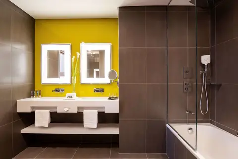 Novotel Suites Mall Avenue Dubai in Dubai — foto 10
