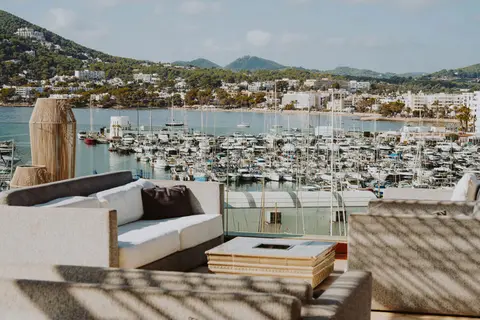 Aguas de Ibiza in Santa Eulària des Riu — foto 37