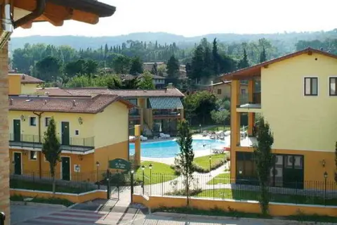 Residence Le Terrazze Sul Lago in Padenghe sul Garda — foto 11