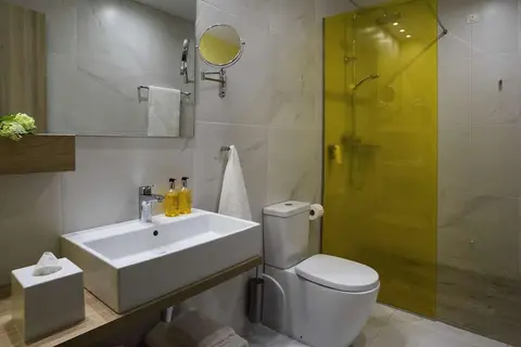 Ibis Styles Athens Routes in Athene — foto 20