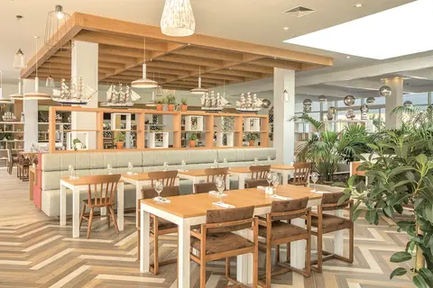 Amadria Park Beach Hotel Jakov in Grad Šibenik — foto 3