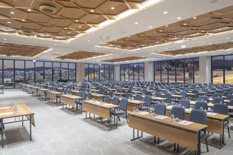Hyatt Regency Izmir Istinye Park in Konak — foto 22