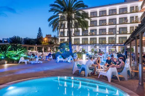 Hotel Sumus Stella & Spa in Pineda de Mar — foto 19